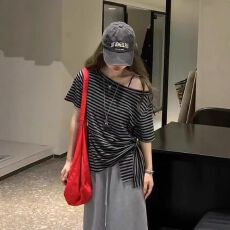 批发大码胖mm韩系不规则露肩条纹短袖<b class='q'>T</b><b class='q'>恤</b>夏季巨好看气质显瘦遮肉上衣