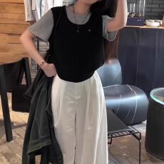 批发92棉8氨纶<b class='q'>大码</b>假两件正肩短袖t恤<b class='q'>女装</b>夏胖MM显瘦宽松独特漂亮上衣