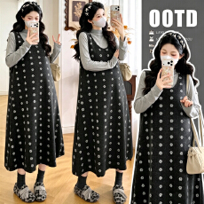 批发实拍现现 秋冬新款加厚复古花朵<b class='q'>印花</b><b class='q'>连衣裙</b>+半高领黑色上衣两件套