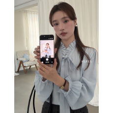 批发十三行SARA0586法式<b class='q'>甜美</b>花边领蝴蝶结系带花朵袖百搭通勤气质衬衫