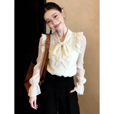 批发超好看气质百搭高级杏色上衣女2026早春丝巾木耳边钉珠<b class='q'>喇叭袖</b>小衫