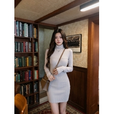 批发堆堆高领针织<b class='q'>连衣裙</b>女秋冬长袖修身包臀短款内搭弹力打底毛织短裙