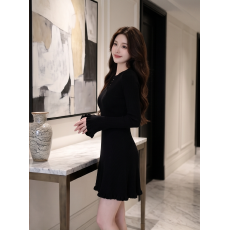 批发圆领胸前交叉绑带针织<b class='q'>连衣裙</b>女秋冬长袖木耳边修身包臀内搭短裙