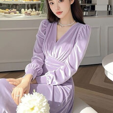 批发法式端庄大气长裙高级感浅紫色丝绒打底<b class='q'>连衣裙</b>女2026冬季