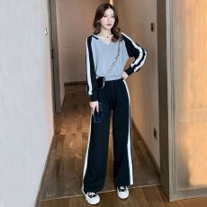 批发2026春秋新款v领条纹连帽卫衣+宽松阔腿裤两件套减龄休闲运动套<b class='q'>装</b>