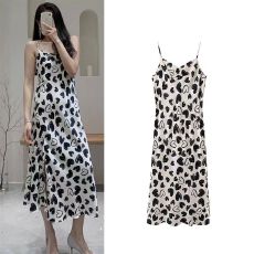 批发2026夏款性感初恋爱心印花中长款吊带打底内搭<b class='q'>开叉</b>春秋季<b class='q'>连衣裙</b>女