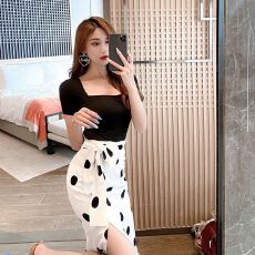 批发网红波点休闲套装两件套2026新款夏系带修身显瘦开叉半身裙小个