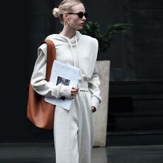 批发官图 廓形抽绳连帽卫衣拖地阔腿裤套装女2026春<b class='q'>秋</b>新款时尚两件套