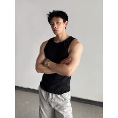 批发简约修身男士背心透气舒适运动健身上衣夏季必备