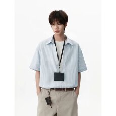 批发时尚条纹短袖衬衫男士舒适百搭夏季休闲上衣清新透气轻盈设计