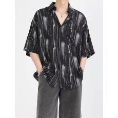 批发时尚<b class='q'>潮</b>流短袖衬衫男士休闲上衣黑色条纹设计透气舒适百搭必备