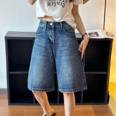 批发夏季休闲破洞牛仔短裤时尚潮流舒适薄款百搭<b class='q'>男士</b><b class='q'>沙滩裤</b>