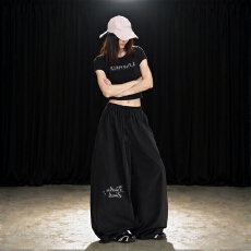 批发时尚休闲运动套装舒适透气休闲风格运动服男女款室内外通用