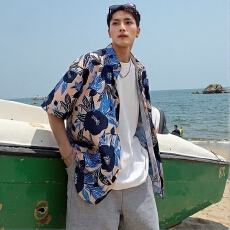 时尚印花衬衫男士休闲短袖透气舒适夏季旅行必备款