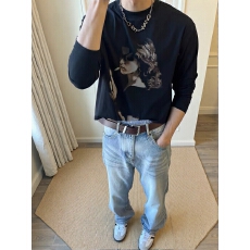 批发人物图案长袖T恤 简约设计休闲风格服饰 