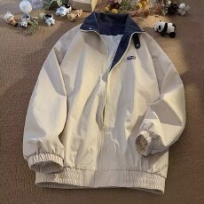 领口撞色小标装饰宽松夹克外套