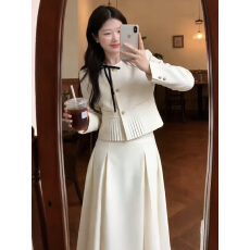 批发2026新款富家千金小香风套装连衣裙子女<b class='q'>冬</b>季巨好看穿搭一整套长裙