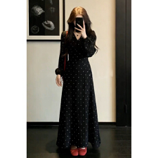 批发法式黑色长袖<b class='q'>波点</b><b class='q'>连衣裙</b>子女早秋季2026年新款巨好看气质收腰长裙