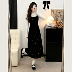 批发黑色背带丝绒<b class='q'>连衣裙</b>女秋冬季2026新款新年战袍小个子穿搭套装长裙