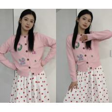 批发温柔风白色波点<b class='q'>半身裙</b>女夏2026新款高腰显瘦小个子a<b class='q'>字</b>花苞<b class='q'>裙</b>套装