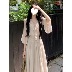 批发法式气质V领荷叶边粉色连衣裙子女<b class='q'>夏</b>季海边度假超仙雪纺套装长裙