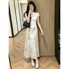 批发2026<b class='q'>夏季</b>新款新中式国风<b class='q'>连衣裙</b>子女晕染半身裙温柔气质两件套长裙