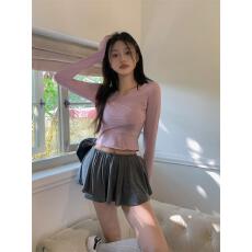 批发纯欲风深V领交叉短款长袖T恤女春秋芭蕾风穿搭修身内搭打底衫上衣