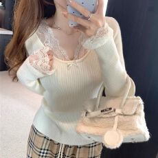 批发甜辣白色蕾丝V领毛衣女2026秋冬高级小香风内搭针织打底<b class='q'>长袖</b>上衣