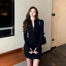 批发秋冬高级感<b class='q'>黑色</b>内搭修身打底连衣裙拉链御姐纯欲风针织包臀裙子