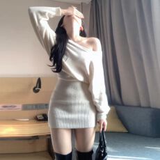 批发2026新款韩系一字肩白色针织连衣裙子女秋<b class='q'>冬</b>季御姐风毛衣包臀短裙