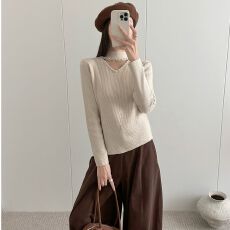 批发法式钉珠半高领镂空针织衫毛衣女秋季新款<b class='q'>大码</b>胖mm内搭打底衫上衣