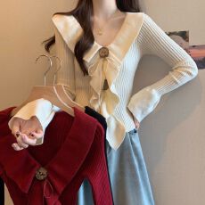 批发法式荷叶边V领针织衫毛衣<b class='q'>大码</b><b class='q'>女装</b>秋季新款胖mm打底衫喇叭袖上衣