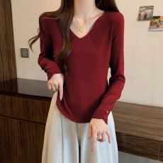 批发酒红色V领针织衫女秋季新款<b class='q'>大码</b>微胖mm显瘦不规则内搭打底衫上衣