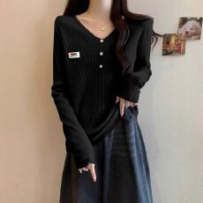 批发高级感V领针织打底衫女春秋<b class='q'>大码</b>微胖mm显瘦内搭上衣红色漂亮毛衣