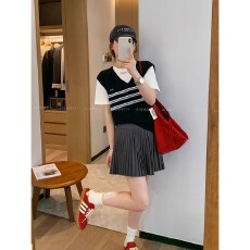 条纹短袖圆领假两件针织衫女2026春夏新款设计感小众宽松短款上衣