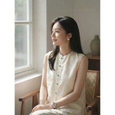 批发中国风高级感提花薄款马甲女春夏新款圆领单排扣洋气叠穿外搭背心