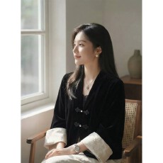 批发新中式黑色丝绒外套女2026春季新款国风气质今年流行盘扣V领上衣