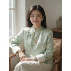 批发新中式立领盘扣绿色短外套女春夏季新款高级感小个子宽松国风上衣