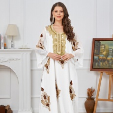 批发外贸中东新款民族风女装穆斯林长袍迪拜晚礼服珠片绣花连衣裙