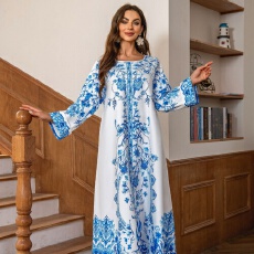 批发外贸中东穆斯林长袍高密烫钻钉珠女装<b class='q'>青花瓷</b>优雅圆领<b class='q'>连衣裙</b>