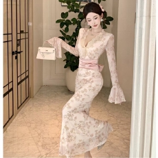 批发【原版➕内里】法式<b class='q'>喇叭袖</b>氛围感包臀裙女春季收腰显瘦巨好看