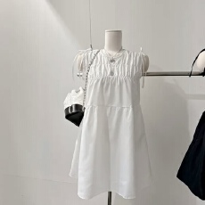 批发现有货 小众复古褶皱感<b class='q'>蝴蝶结</b>系带无袖背心<b class='q'>连衣裙</b>女