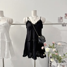 批发现有货 复古小众设计花边显瘦拼接微透<b class='q'>百搭</b>吊带连衣裙