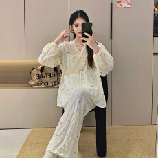 批发新款云朵棉孕妇外穿和服款产妇出院费<b class='q'>睡衣</b>家居服外贸订单套装