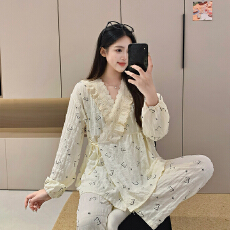 批发新款云朵棉孕妇外穿和服款产妇出院费<b class='q'>睡衣</b>家居服外贸订单套装