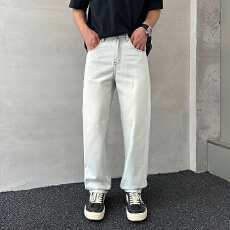 HB STUDIO 2026新款水洗浅蓝色韩系潮流宽松窄版直筒牛仔裤男