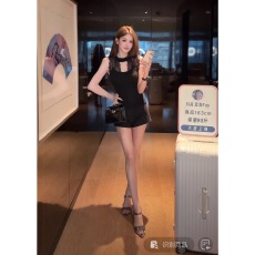 批发FAY蕾丝梦幻曲气质蕾丝镂空拼接针织无袖背心上衣