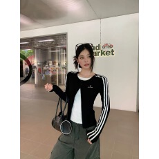 批发宋正恩黑色假两件长袖t恤女秋季新款修身短款<b class='q'>百搭</b>内搭打底衫上衣