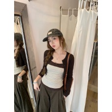 批发Asspaa咖色开衫长袖打底女2026秋季新款搭条纹<b class='q'>吊带</b>两件套装短上衣