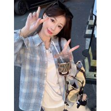 批发格纹<b class='q'>衬衫女</b>夏季薄款2026韩系设计感宽松衬衣复古长袖防晒上衣